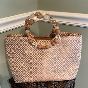 NWOT Blue Miami Straw Top Handle Tan/Cream Bag, zippered, beaded handles